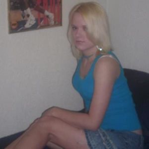 Meet your Posher, Crystal